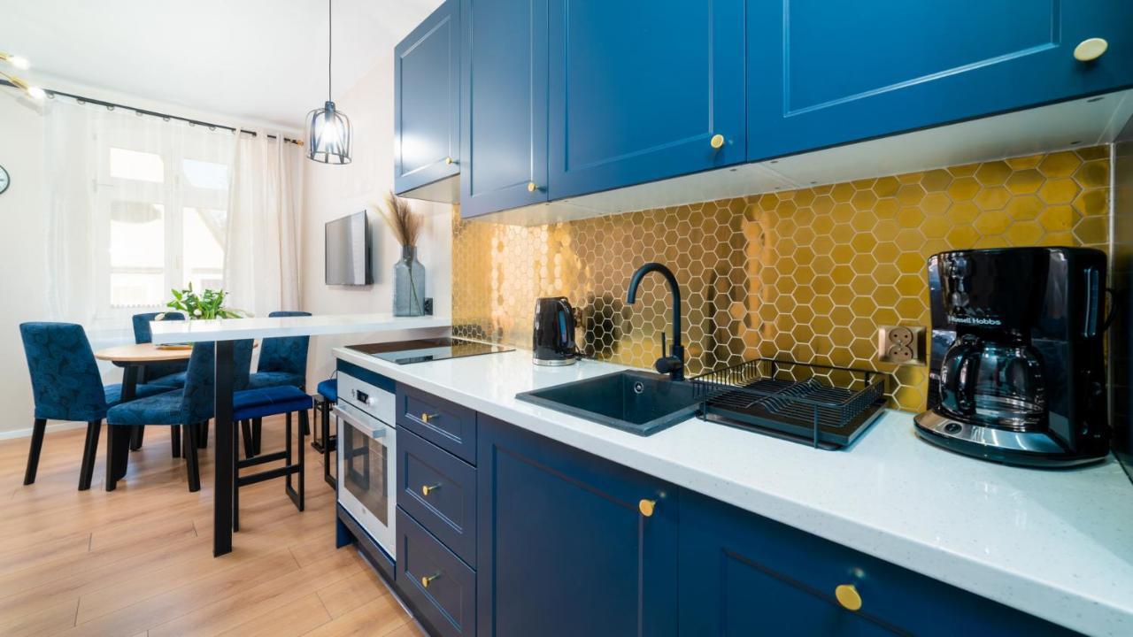 Hello Apartamenty Evo - Dluga 15 Еленя-Гура Экстерьер фото