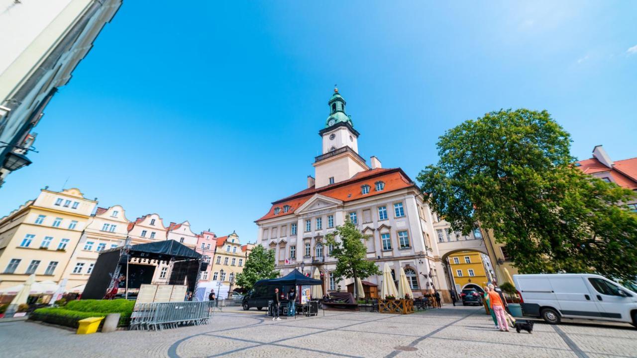 Hello Apartamenty Evo - Dluga 15 Еленя-Гура Экстерьер фото